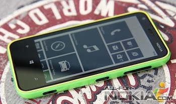 Nokia Lumia 620: доступный Windows Phone 8