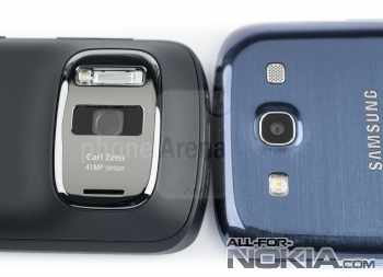 Сравнение Nokia 808 PureView и Samsung Galaxy S3