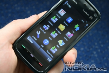 Nokia 5800. Самый прочный смартфон в линейке